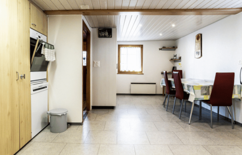 Charmant appartement 2,5 pièces avec possibilités d'utilisation polyvalentes à Guttet-Feschel VS (7)
