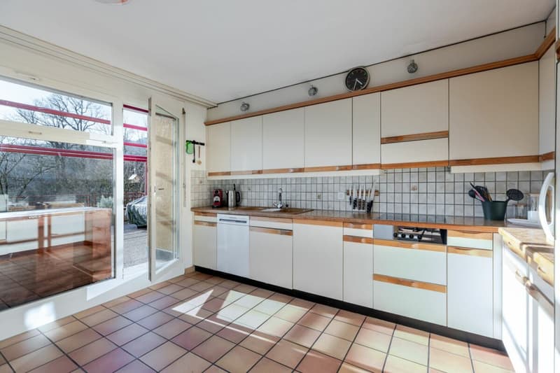 6,5-Zimmer-(Ferien)-Wohnung mit Seeblick - Ihre Oase am Bielersee! (9)