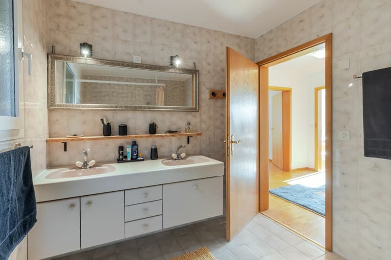 6,5-Zimmer-(Ferien)-Wohnung mit Seeblick - Ihre Oase am Bielersee! (10)