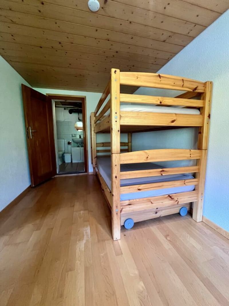 Heimeliges 4.5-Zimmer Chalet mit atemberaubender Aussicht in Adelboden BE (13)