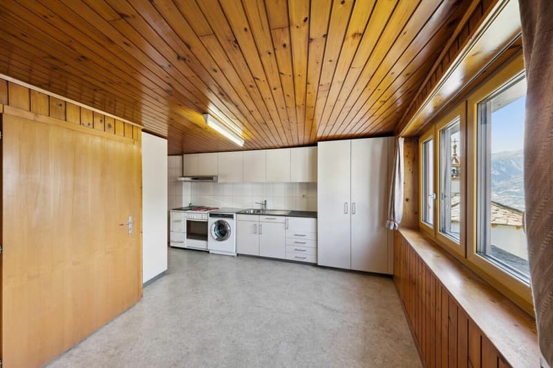 Heimelige 3,5-Zimmerwohnung mit Ausbaureserve in Bürchen VS (10)