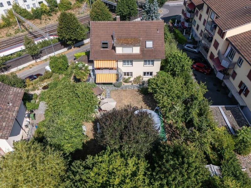 Mehrfamilienhaus mit Baulandreserve im schönen Lindenquartier in Biel BE (21)