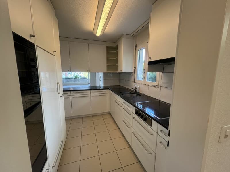 Einmalige 4.5-Zimmer Wohnung mit Teilseesicht - befristet bis 31. Juli 2027 (7)