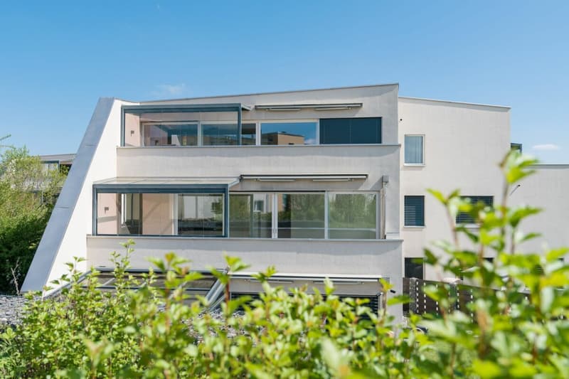 Helle 3.5-Zimmer Wohnung in grüner Umgebung mit grossen Aussen- und Nebenflächen (7)