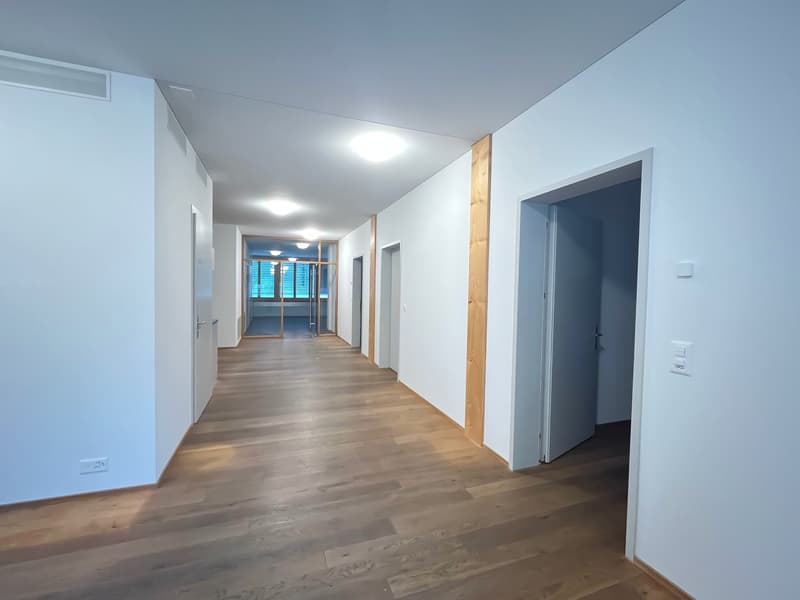 Praxis- & Therapieräume ab 20m2 am Bahnhof Papiermühle in Ittigen/Bern (7)