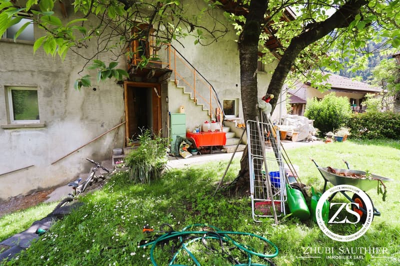 Maison individuelle de caractère à Chamoson – 6.5 pièces avec vue et grand terrain (9)