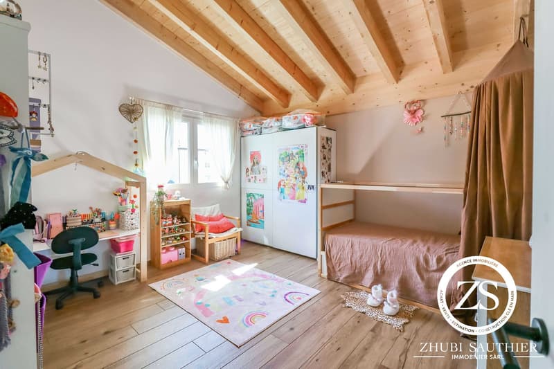 Villa familiale de 5.5 pièces avec garage double à Plan-Conthey (17)