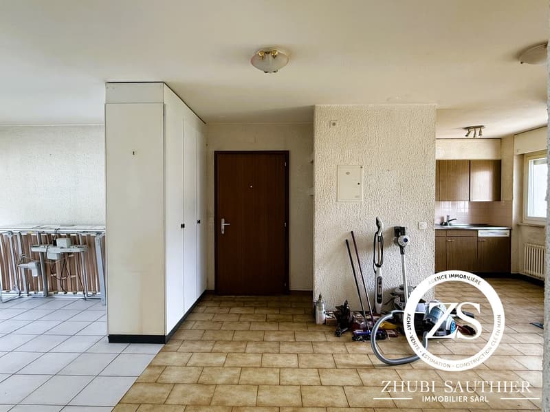 Appartement 3.5p à rénover au centre de Conthey (4)