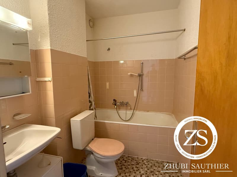 Appartement 3.5p à rénover au centre de Conthey (9)