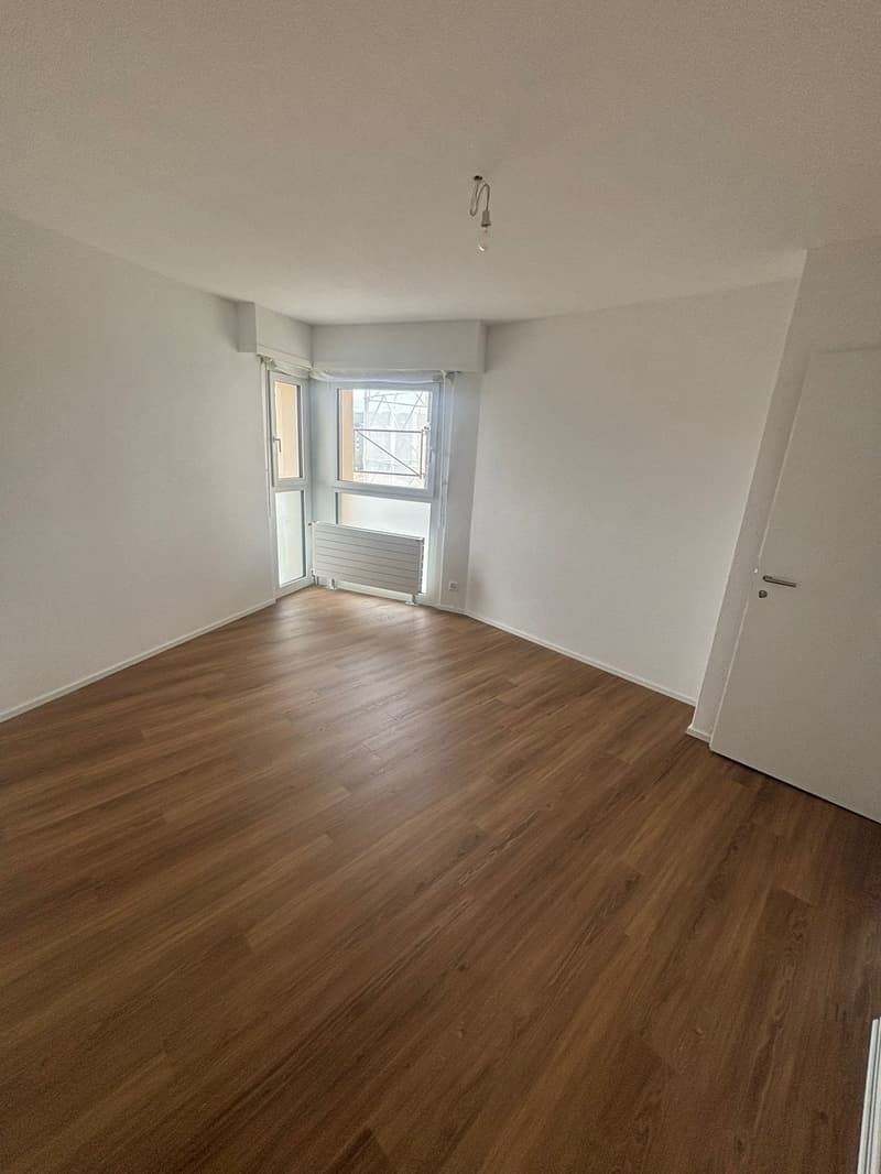 Charmant appartement en attique de 3.5 pièces à Chavannes-près-Renens (6)