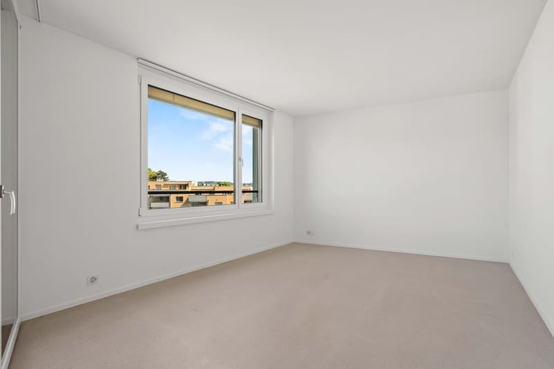 Moderne 4.5-Zimmer-Neubauwohnung im 6. OG mit Balkon und herrlicher Aussicht in Kloten (Whg. 6.1) (14)