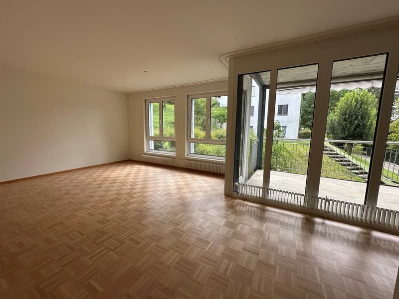 Helle 2.5-Zimmer-Wohnung mit Balkon und schöner Aussicht in St. Gallen (5)