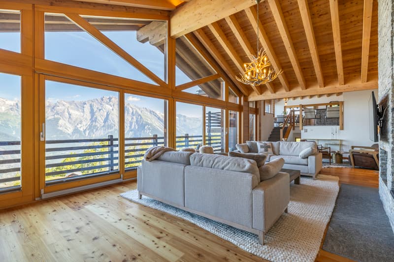 Chalet d'exception avec vue panoramique et ascenseur privatif (1)