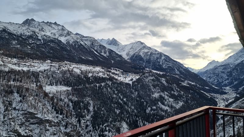 Hotel-Restaurant mit 6 Zimmern & 5.5-Zi-Wohnung – sonnige Aussichtslage 20 Min. von Visp (21)