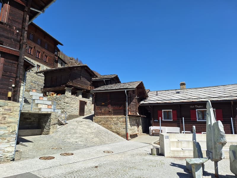 Multifunktionale Liegenschaft mit 540 m2 Nutzfläche, 40 Min von Zermatt (42)