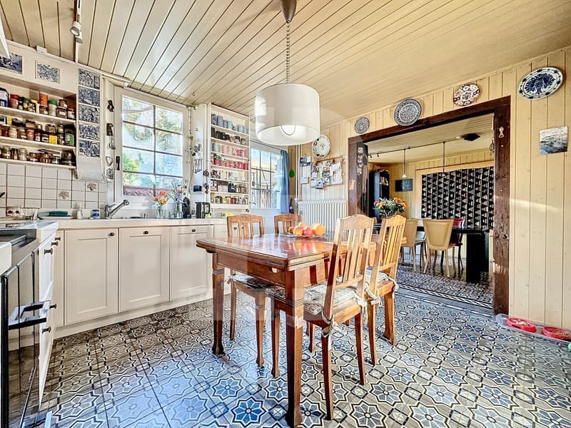 Magnifique corps de ferme au coeur du village de Bernex (1)