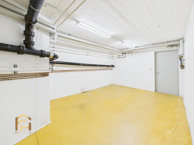 Ubicazione commerciale attraente in posizione di vertice sulla Bahnhofstrasse a Visp (12)