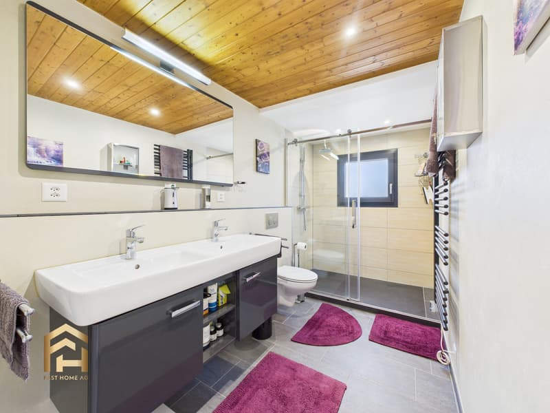 1. Obergeschoss:Badezimmer
