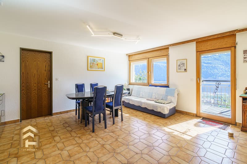Appartamento soleggiato di 2,5 locali con vista panoramica a Hohtenn (5)