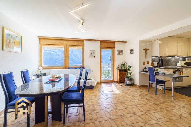 Appartamento soleggiato di 2,5 locali con vista panoramica a Hohtenn (4)
