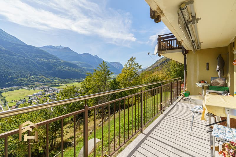 Appartamento soleggiato di 2,5 locali con vista panoramica a Hohtenn (8)