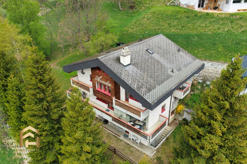 Grosszügige Villa mit Wellnessbereich an Toplage in Leukerbad (1)