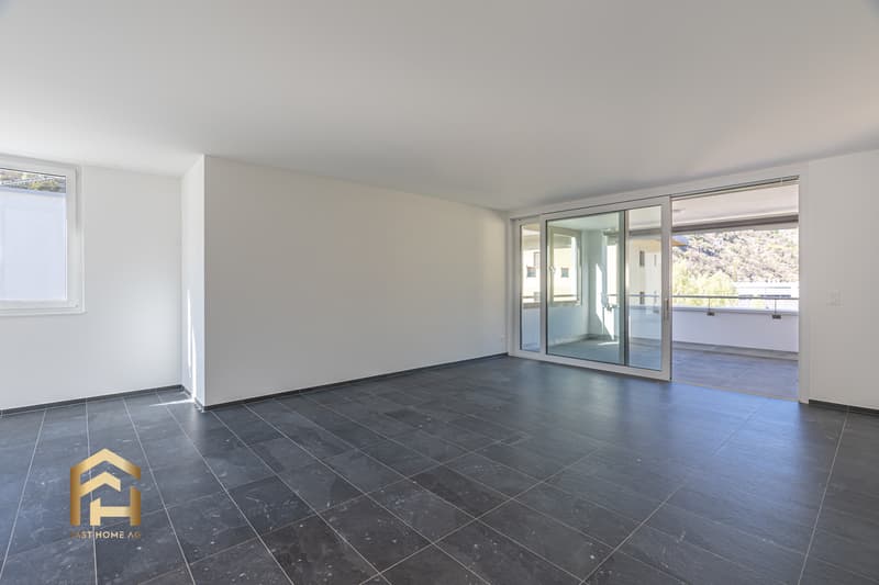 Top-Modern wohnen in Visp West: Neuwertige 4.5-ZWG (2)
