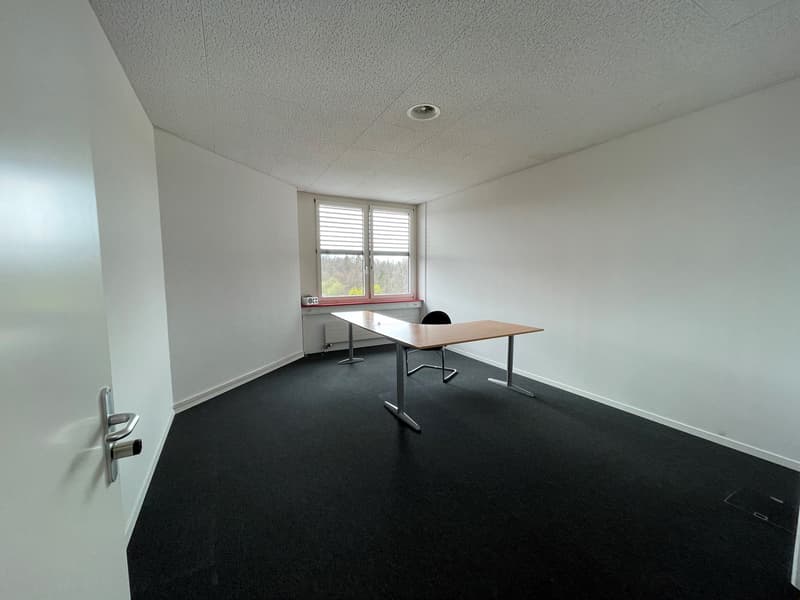 Einzelbüro mit super Aussicht im 5. Stock (7)