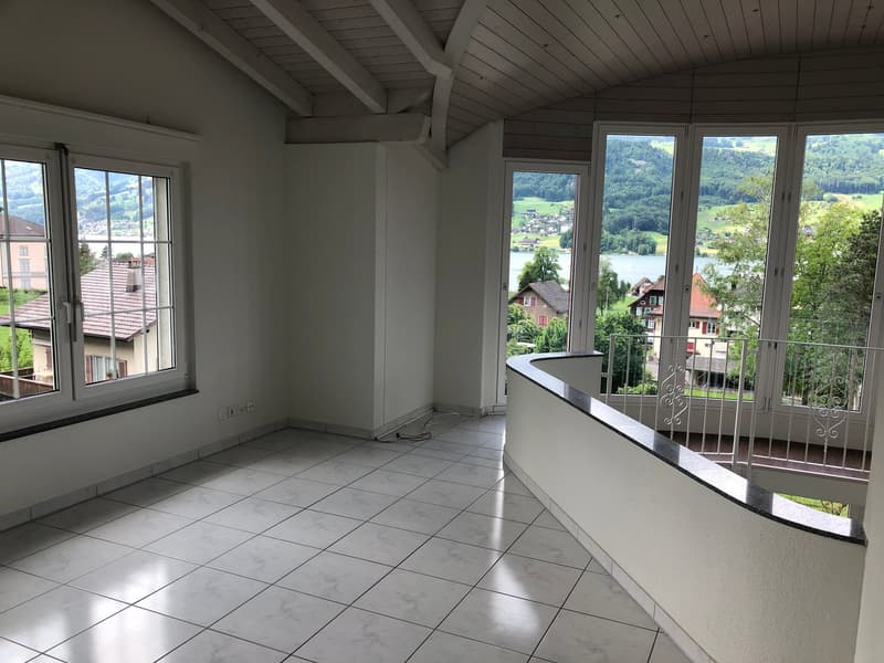 Charmante 5.5-Zimmer-Maisonette-Wohnung in Sachseln – Wohnen mit Bergpanorama (7)
