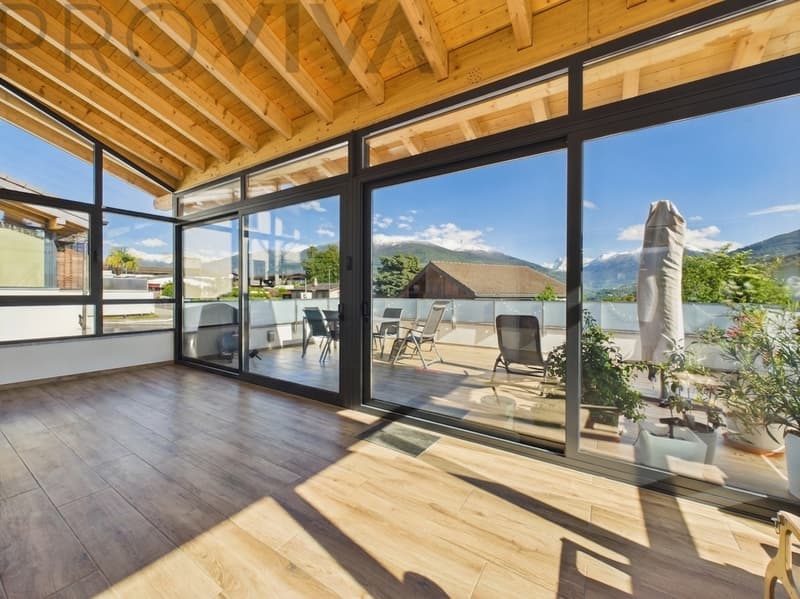 Wohnen, das sich selbst finanziert -- Villa mit Mietstudio in Grimisuat (3)