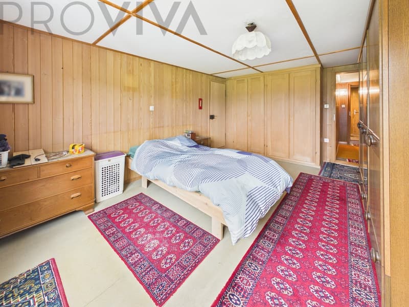 Charmantes 2-Familienhaus mit viel Potential in ruhiger, grüner Lage (8)