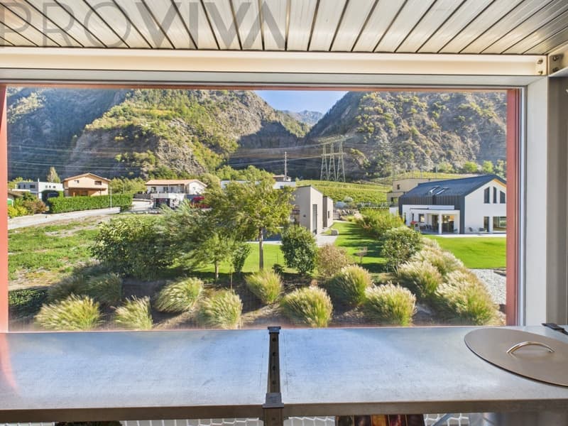 Architektur mit Charakter - aussergewöhnliche Designvilla in Riddes (3)