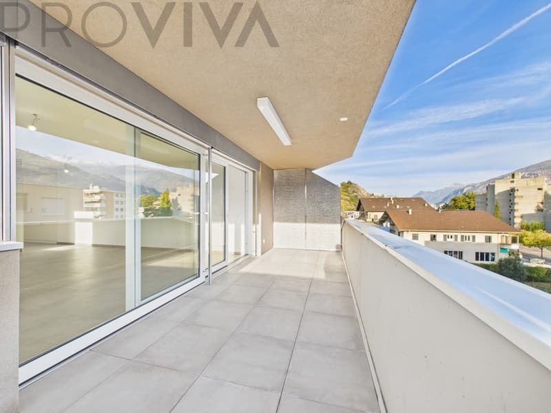 Attika mit Südwest-Balkon in Sion (1)