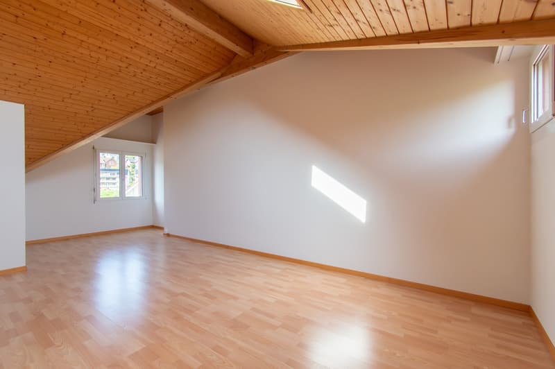 Attraktive 5.5 Zimmer-Maisonette-Wohnung mit Balkon (17)