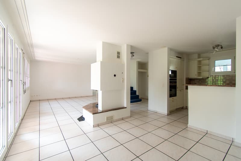 Attraktive 5.5 Zimmer-Maisonette-Wohnung mit Balkon (4)