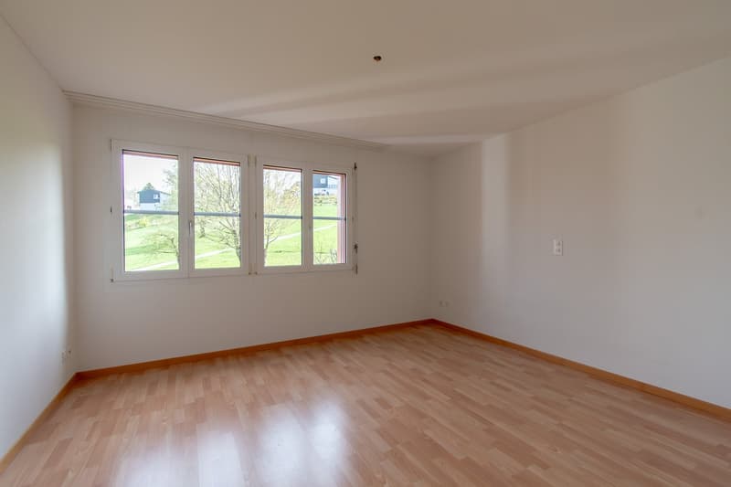 Attraktive 5.5 Zimmer-Maisonette-Wohnung mit Balkon (11)