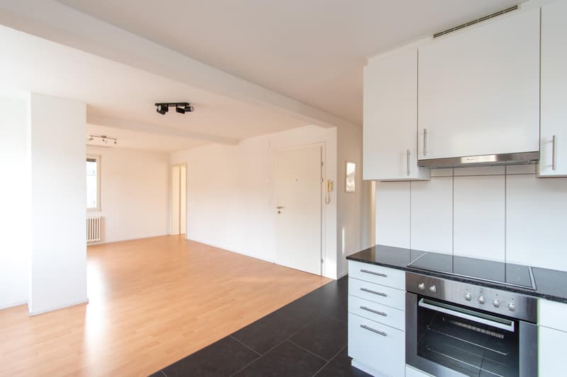 Sonnige 3.5 Zimmer-Wohnung mit Ausblick (5)