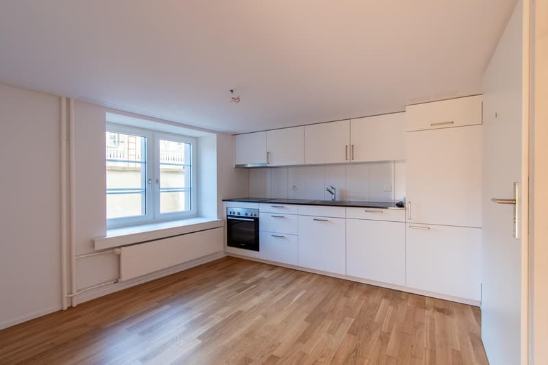 Helle 1.5 Zimmer-Wohnung mit Balkon in der Altstadt (6)