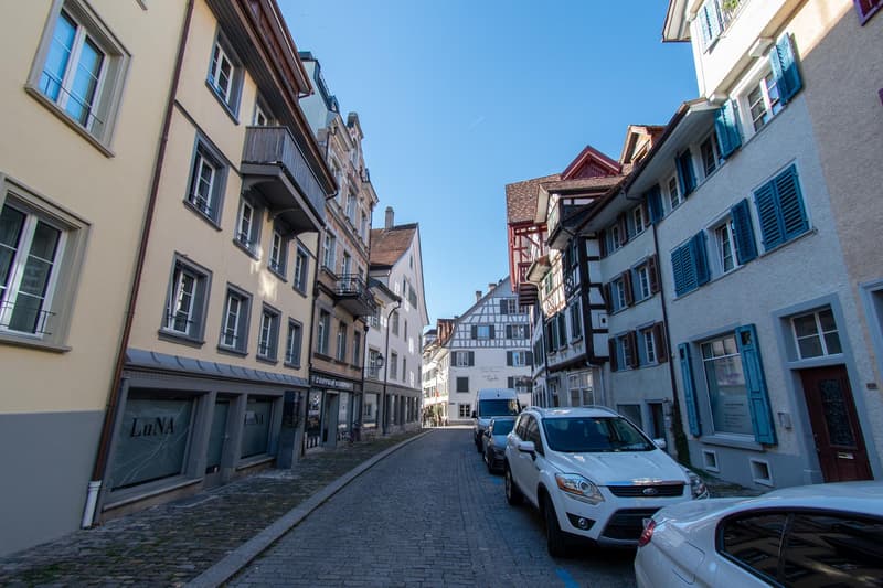 Helle 1.5 Zimmer-Wohnung mit Balkon in der Altstadt (13)