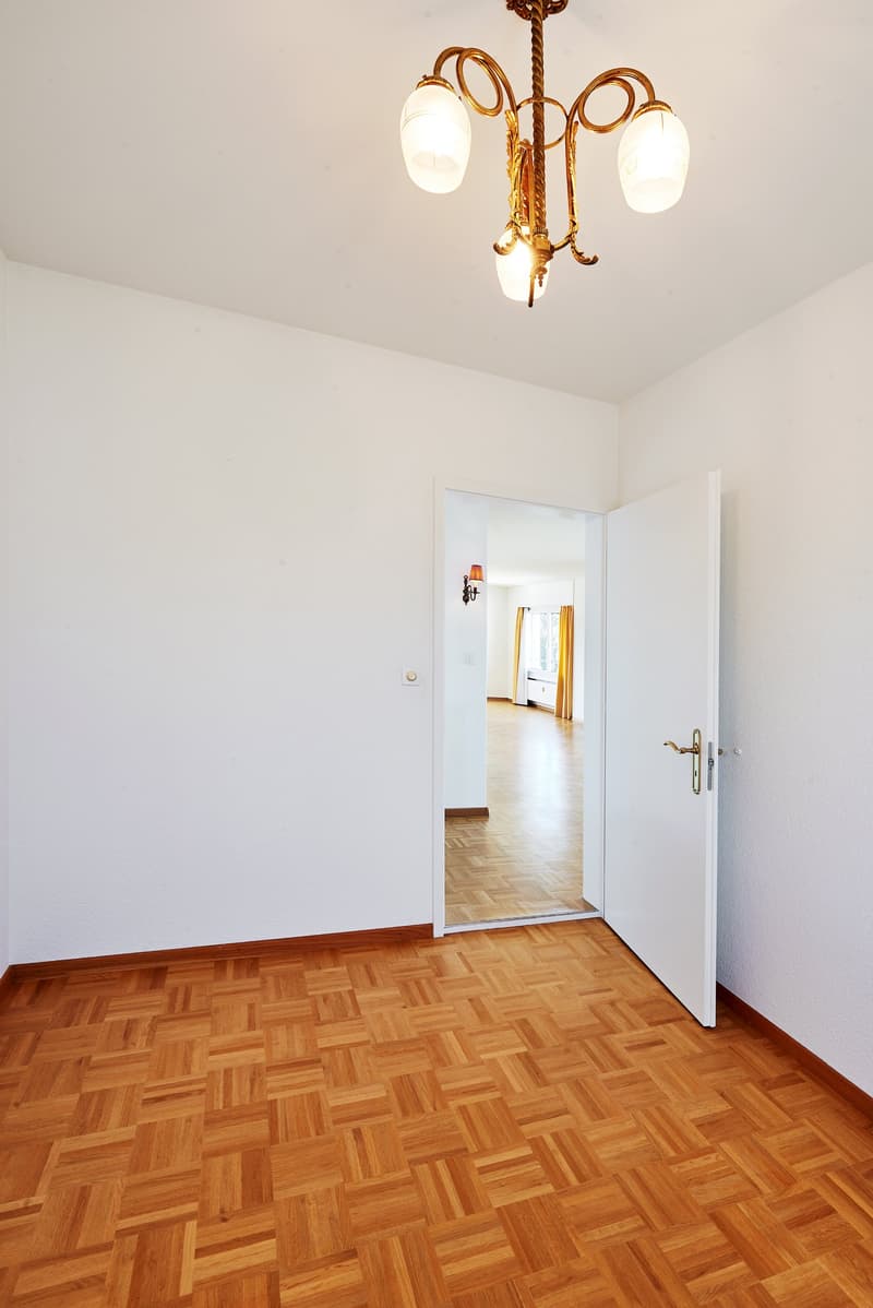 Grosszügige 6.5-Zimmer-Dachwohnung mit eigener Dachterrasse in Hinterkappelen (8)
