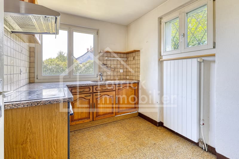 Villa individuelle 4.5 pièces avec beau potentiel (12)