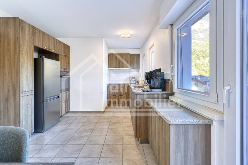 Grand duplex de 6.5 pièces avec vue sur les Alpes au coeur d'Orsières (4)