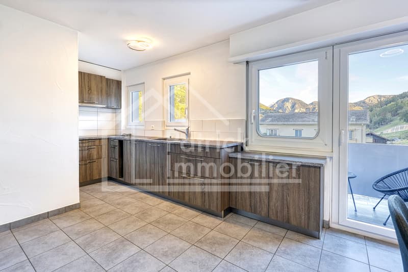 Grand duplex de 6.5 pièces avec vue sur les Alpes au coeur d'Orsières (3)