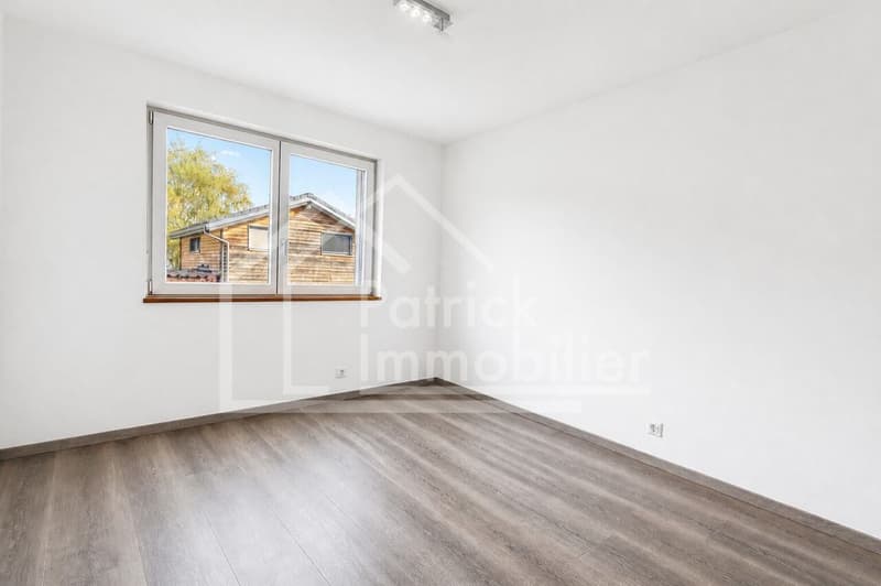 4,5 pièces avec grand balcon et cuisine à votre goût (10)