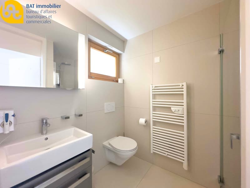 Chalet moderne de 4 pièces avec vue panoramique à Vercorin (14)