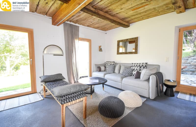 Chalet renové "Raccard des Arolles" (2)