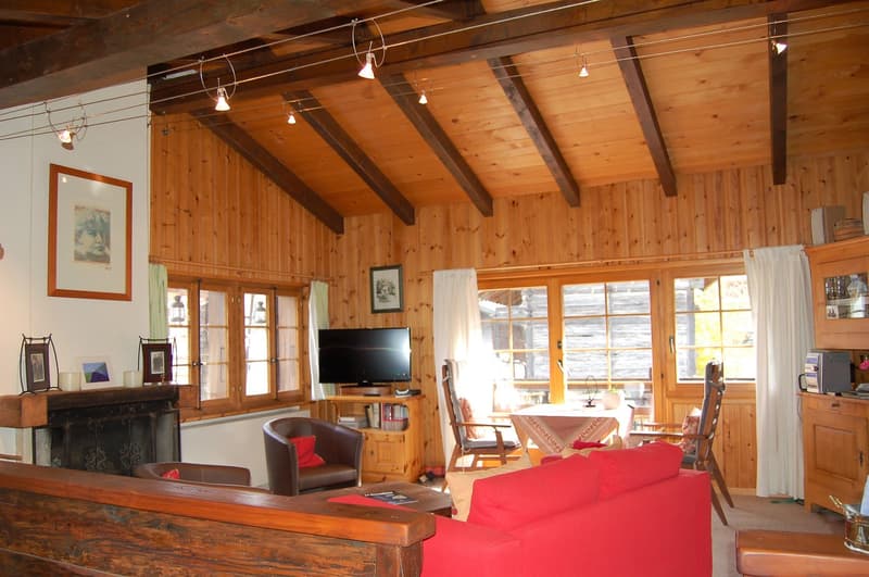 SAISON HIVER 2027 - chalet 4 pièces avec jardin et vue sur les montagnes (3)