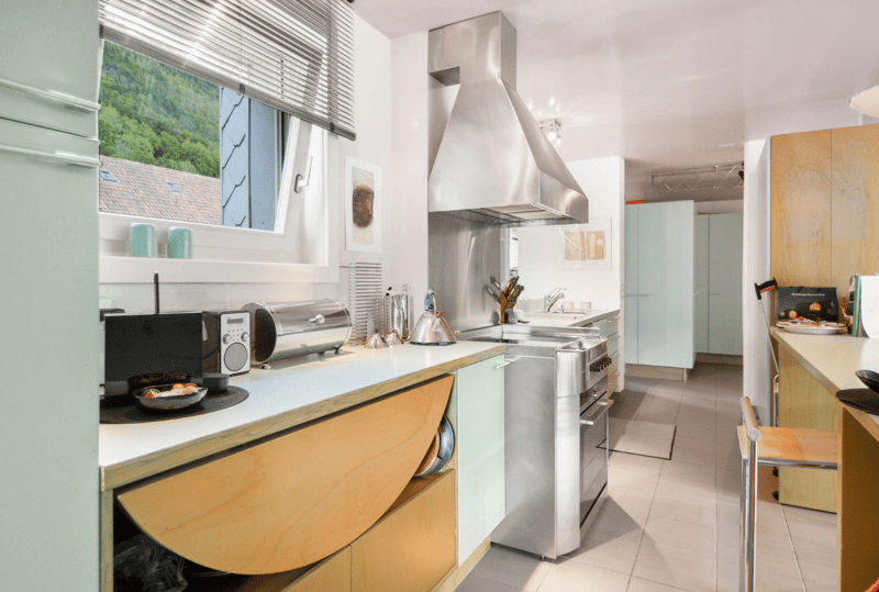 Spacieux appartement 4.5 pièces avec balcon et vue sur les montagnes à Saint-Imier (6)