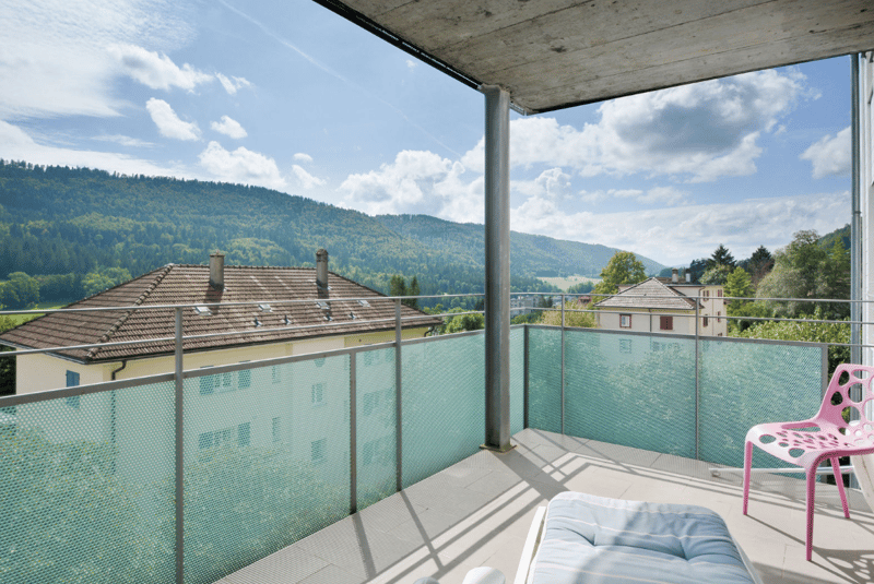 Spacieux appartement 4.5 pièces avec balcon et vue sur les montagnes à Saint-Imier (7)