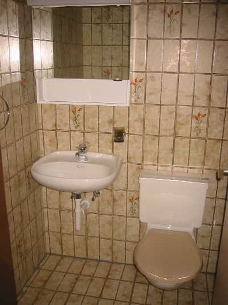 4 1/2 Zi.-Wohnung, sonnig und hell in 4 Fam.-Haus (8)